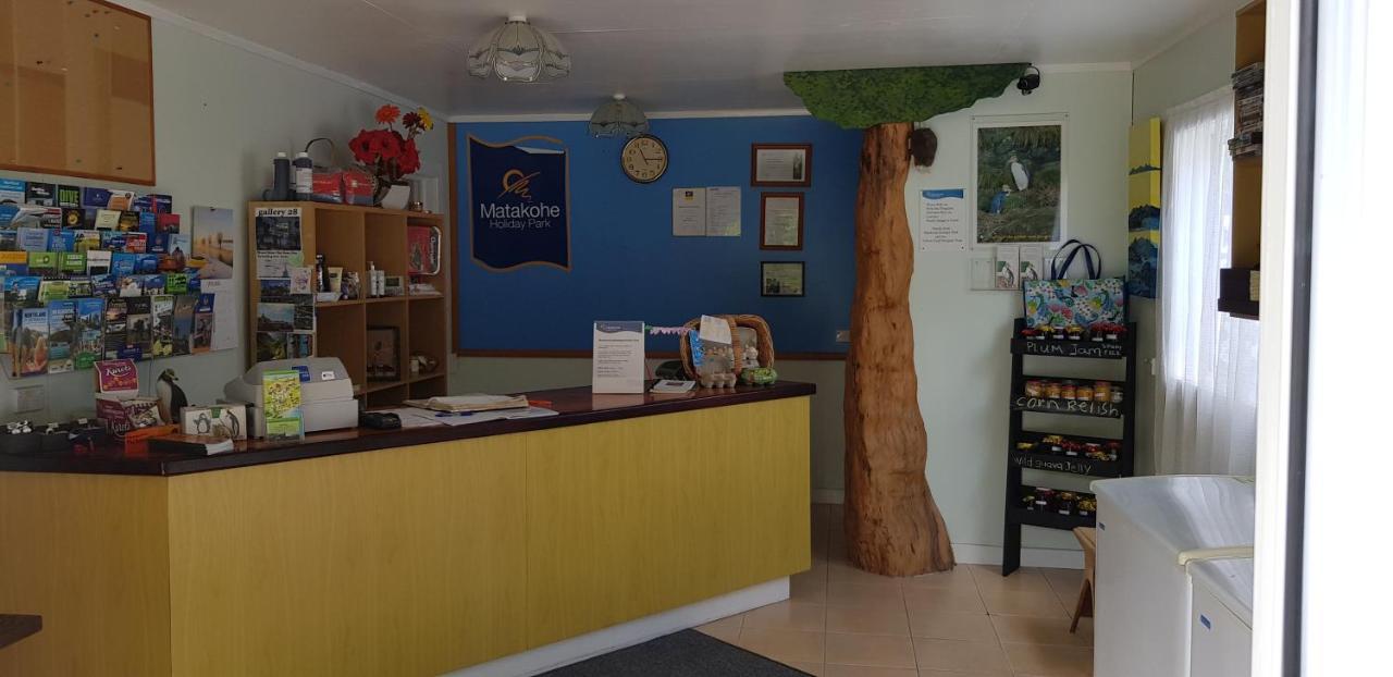 Matakohe Holiday Park Екстериор снимка