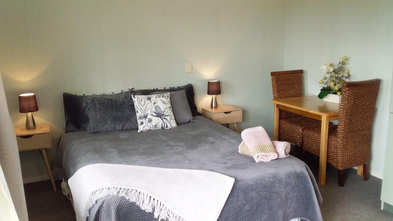 Matakohe Holiday Park Екстериор снимка